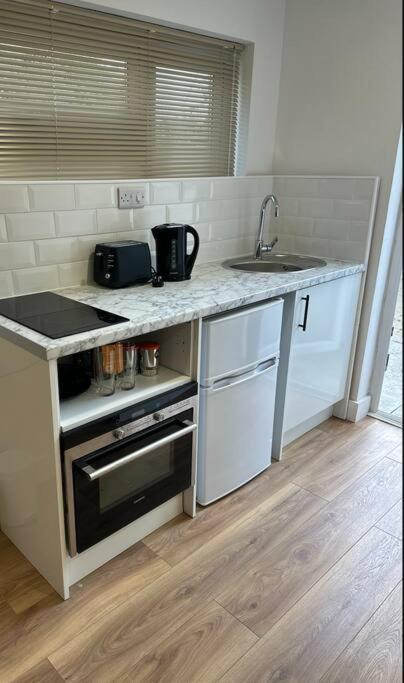 הייז Perfect Stay With Dallas Studio מראה חיצוני תמונה
