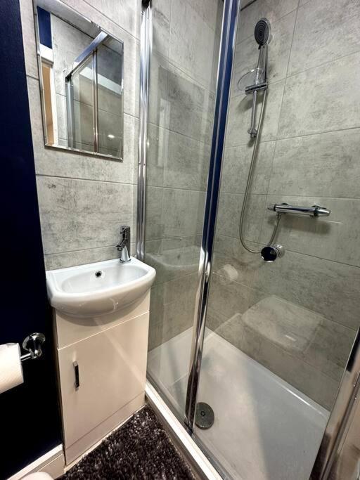 הייז Perfect Stay With Dallas Studio מראה חיצוני תמונה